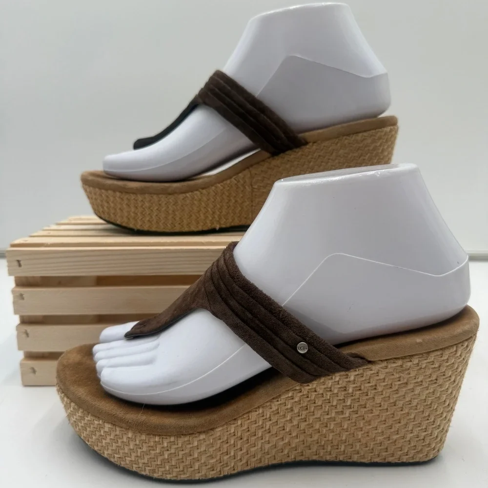 UGG Zamora Suede Woven Platform‎ Thong Wedge Espadrille Sandals Size 7 Brown